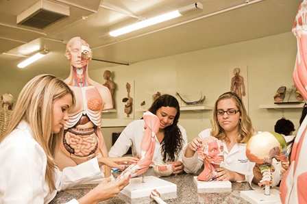 Unifacs_Labs-divulgao2