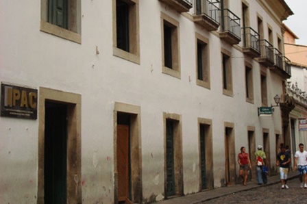 Solar_Ferro_do_IPAC_e_Rua_Gregrio_de_Mattos_9_-_Foto_Ascom.Ipac