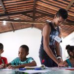 BICENTENRIO_Bahai_-_Oficina_de_Virtudes_02_foto_Raul_Spinass