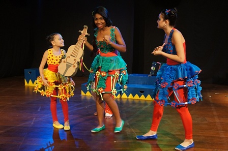 Foto_Postal_Teatro_infanto-juvenil_M