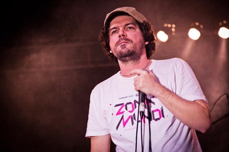 RadioMundi_ReproducaoFace