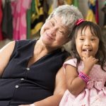 Eliana_e_Ana_Flor_-_Aumento_da_longevidade_permite_interao_entre_geraes_assistidas_pela_Apae_Crdito_Eduardo_Moody