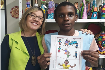 Apae_recebe_certificado