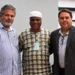 Lanc_Livro_contra_Int_Roberto_Tambasco_e_Dario_Arago_com_Ivanir_dos_Santos