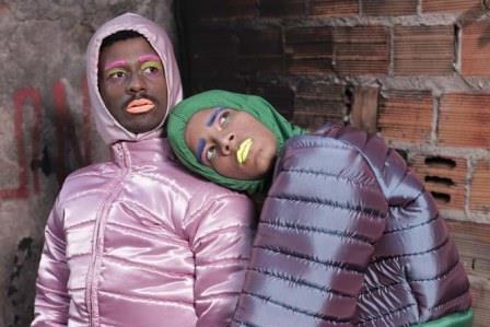 MedoAngst_-_Thor_Galileo_de_roxo_e_Wendel_Lima_de_rosa_Foto_por_Edgar_Azevedo