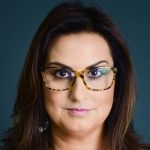 Autora_de_Best_Seler_Daniela_Arbex