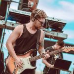 Jotaerre_abre_a_programacao_musical_