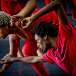 Pele_Negra_Mscaras_Brancas_-_Foto_Adeloy_Magnoni