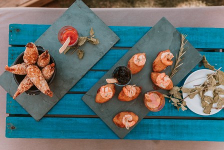 Blue_Praia_bar__Camaro_na_Tapioca__Croqueta_de_Bacalhau