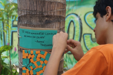 ARVORAR_ao_Meio_Ambiente_-_foto_Raul_Spinass_01_-_menor