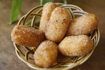 DMR_-_Bolinho_de_estudante