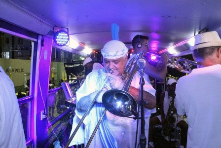 Cantor_Geronimo_Santana_no_Buzanfan_-_Foto_Edgard_de_Souza