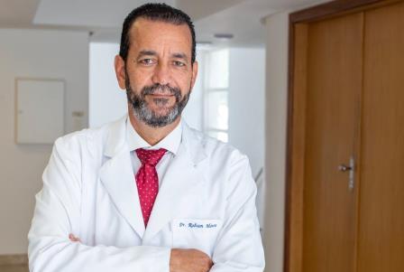 Dr._Robson_Moura