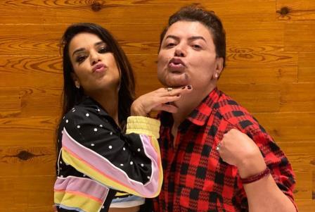 MACACO_AO_VIVO_APRESENTA