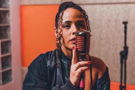 Mila_-_Foto_Divulgao