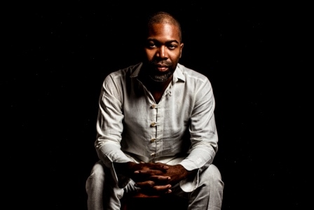 Tigana_Santana_Foto_por_Jos_de_Holanda