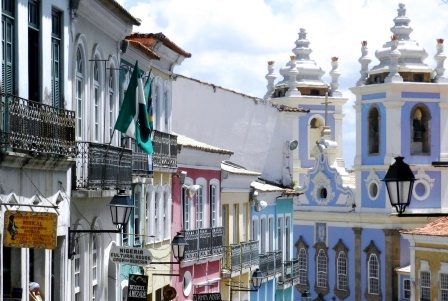 Amarelindo_-_Portas_do_Carmo_Street