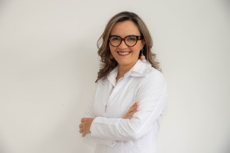 A_nutricionista_Claudia_Daltro_da_equipe_do_NTCO_tambm__uma_das_autoras_da_pesquisa