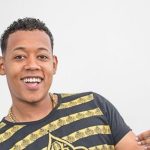 Mc_7Kssio_recebe_Selo_de_Autenticidade