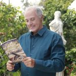 Escritor_Luiz_Roberto_Mattos_-_foto_Samuel_Cerqueira