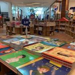 Feira_de_livros_oferece_clssicos