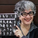 Livro_Denise_Stoklos_Foto_Maria_Prado_de_Oliveira