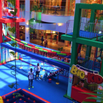 Big__Kid_Shopping_Barra