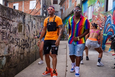 Planzo_esquerda_e_Jon_Ferreira_no_Feat_que_j_ganhou_clipe