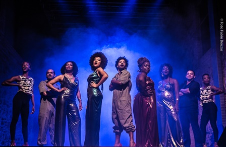 Elza_Soares_ganha_homenagem