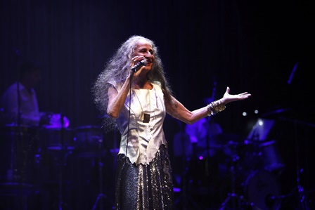 Maria_Bethania_Eli_Corra_GOVBA