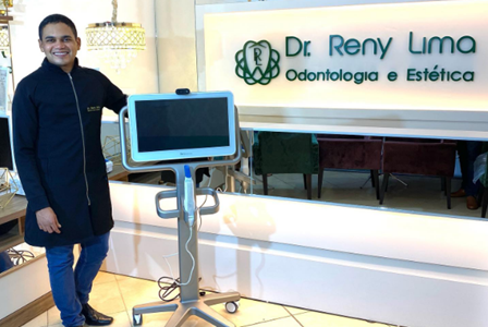 Dr._Reny_Lima