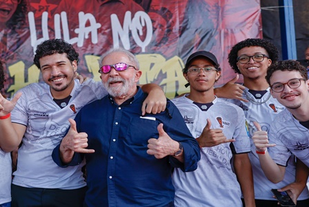 Lula_defende_voto_jovem