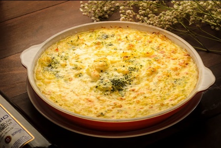 Solar_Restaurante_prepara_cardpio