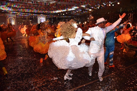 Cia_da_Ilha_vence_pela_segunda_13_edio