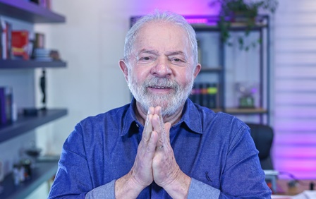 Lula_comemora_crescimento