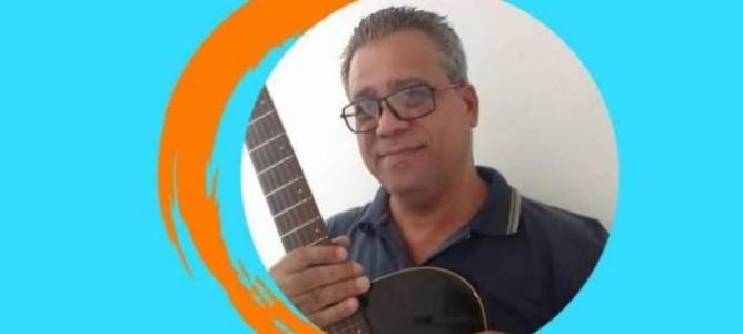 Música no Itaigara com Leo Almeida