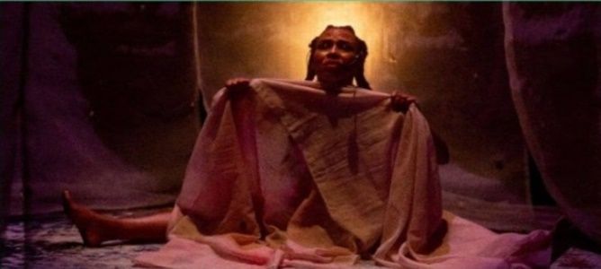 Golpes no Ventre com Jane Santa Cruz