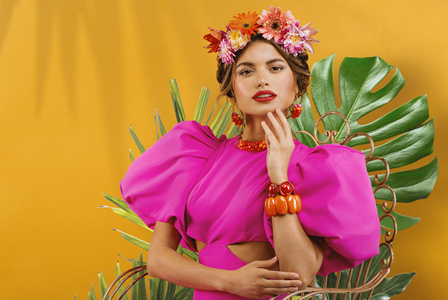 Frida_Kahlo_inspira_exposio_indita_e_desfiles_de_moda_no_Salvador_Shopping