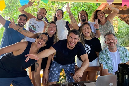 Profissionais_criativos_n0mades_reunidos_na_Base_Transcriativa___divulgao