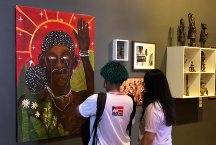 Estudantes_Estaduais_visitam_MAM-Bahia_2