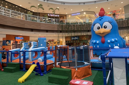 Galinha_Pintadinha_-_Giullia_Calomeni_-_Shopping_Paralela