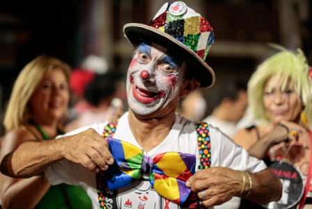 Palhaos_do_Rio_Vermelho_abre_os_festejos_da_folia_momesca_de_Salvador
