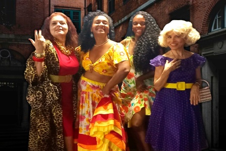 Musas_de_Jorge_Amado_ganham_as_ruas_do_Pelourinho_em_pleno_vero