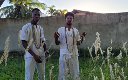 Botando_fogo_na_cena_16_Beats_lana_seu_primeiro_single_Natalia_Divino