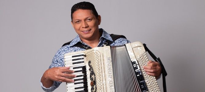 Carnaval no Trio com Targino Gondim