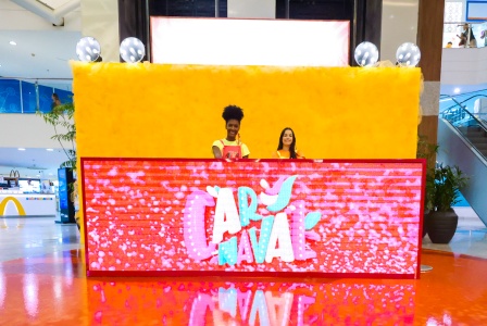 Grana_extr_afroempreendedores_comercializam_produtos_e_ofertam_servios_para_o_Carnaval