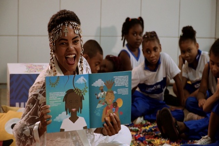 No_ms_do_livro_projeto_Literama_Infantil_compartilha_Circuitos_de_Contao_de_Histrias_Negras_gratuitamente_no_YouTube