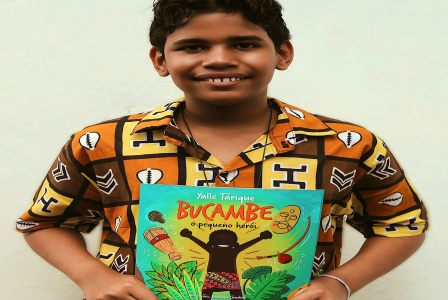 Com_um_curador_infantil_FLIPAR_ter_como_tema_Africanidades_Brasileiras