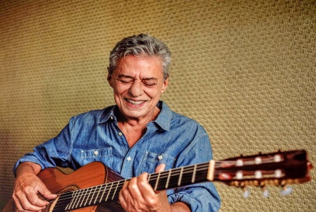 Chico_Buarque_completa_80_anos_e_recebe_homenagem_do_Canal_Brasil