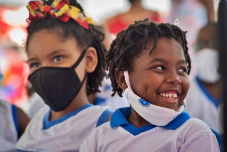 FLIPEL_2024__Espao_Infantil_Mabel_Velloso_convida_crianas_a_seguirem_viagem_em_universo_de_Raul_Seixas